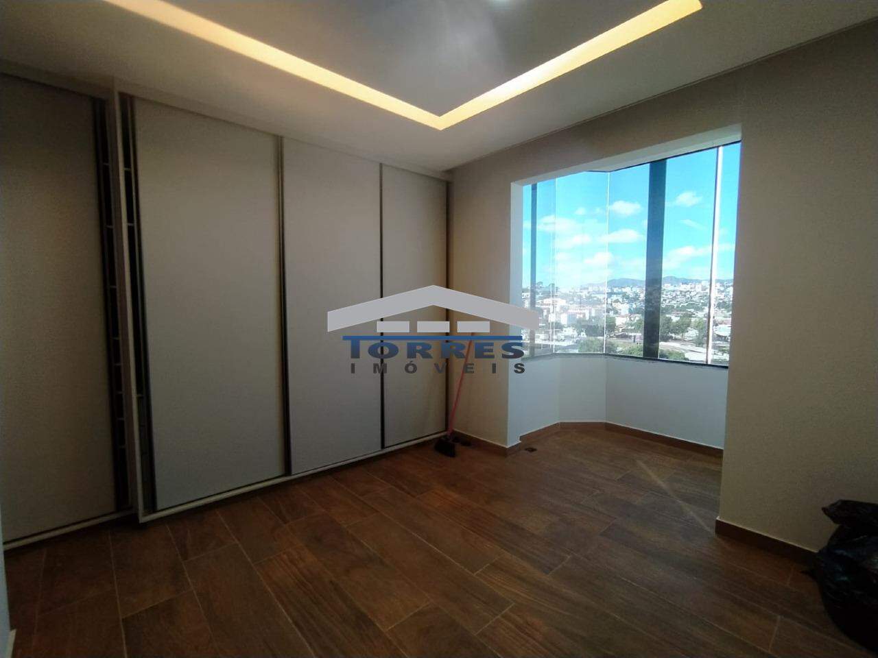 Apartamento à venda com 3 quartos, 86m² - Foto 9