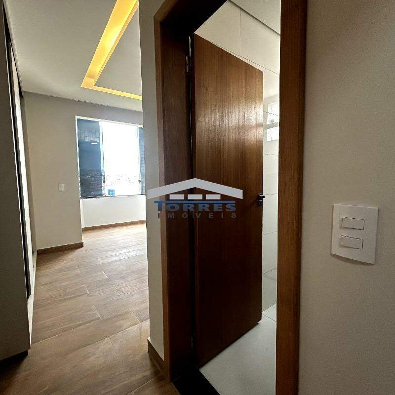 Apartamento à venda com 3 quartos, 86m² - Foto 10