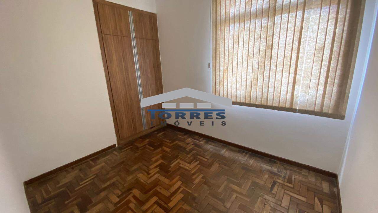 Apartamento à venda com 2 quartos, 70m² - Foto 9