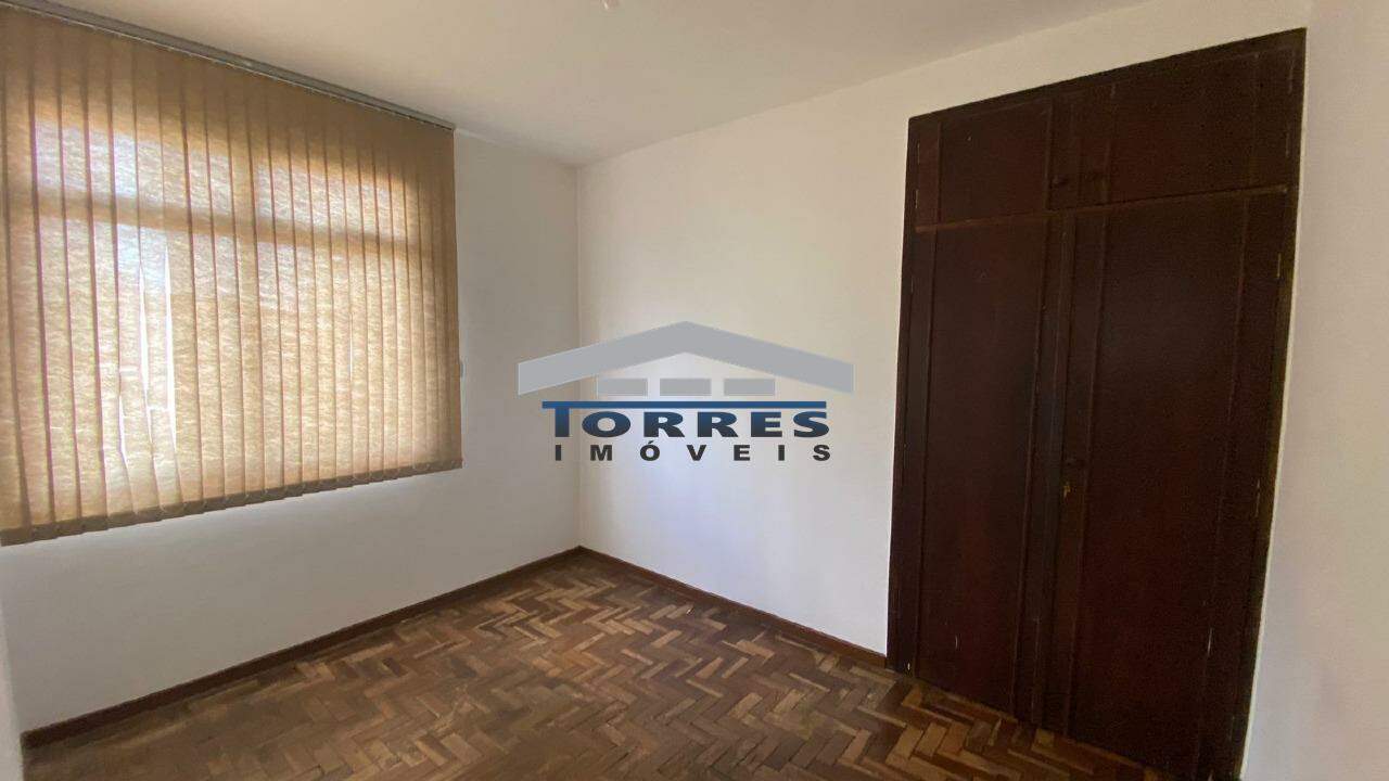 Apartamento à venda com 2 quartos, 70m² - Foto 11