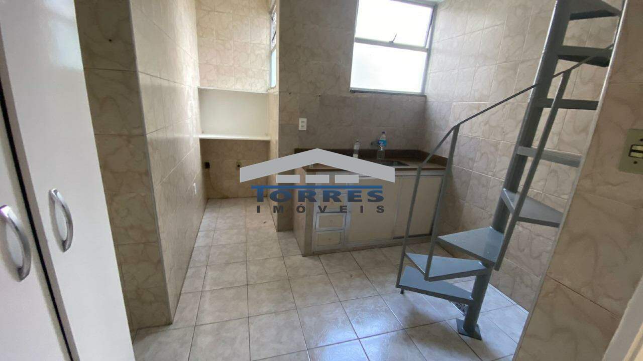 Apartamento à venda com 2 quartos, 70m² - Foto 5