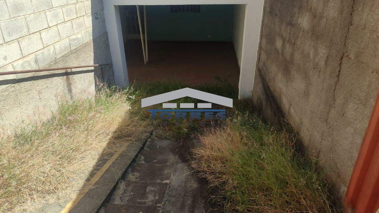 Loja-Salão para alugar com 4 quartos, 200m² - Foto 6