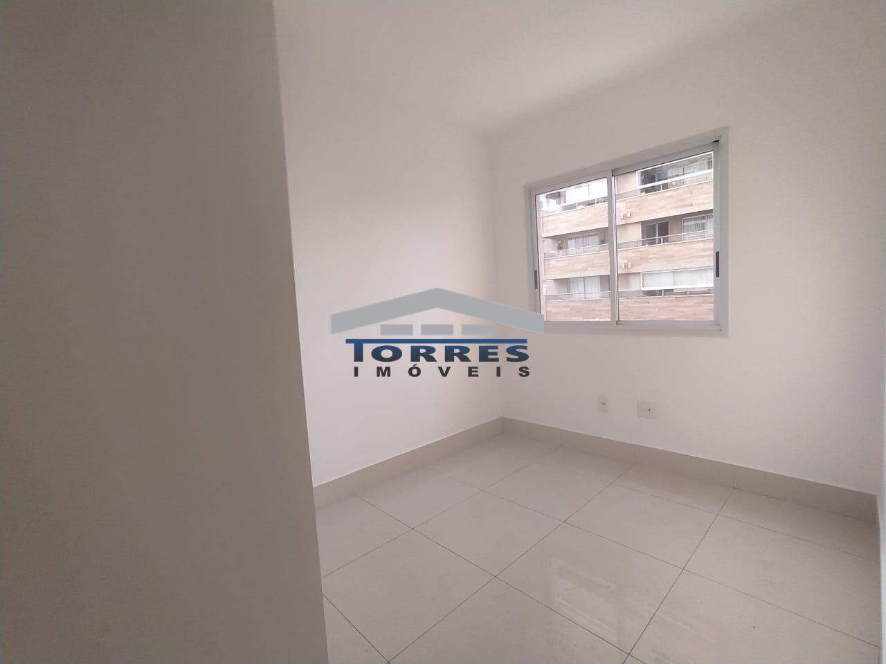 Apartamento para alugar com 4 quartos, 110m² - Foto 13