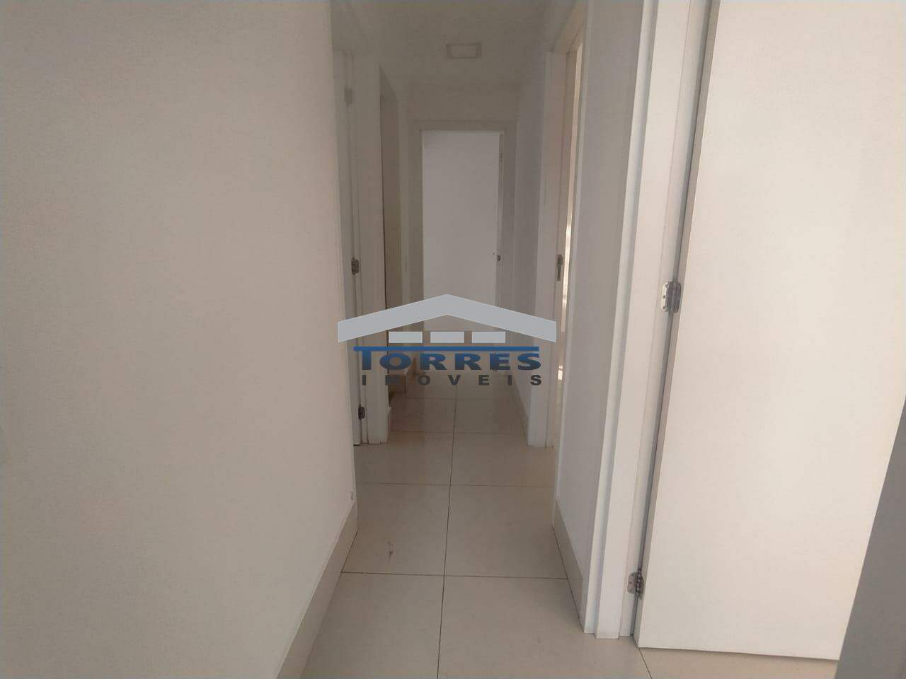 Apartamento para alugar com 4 quartos, 110m² - Foto 17