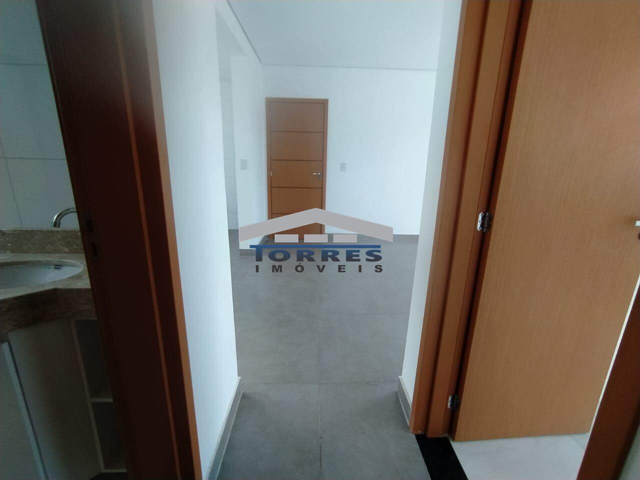 Apartamento para alugar com 2 quartos, 110m² - Foto 18