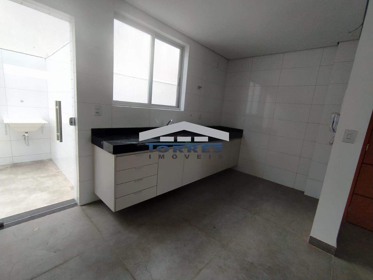 Apartamento para alugar com 2 quartos, 110m² - Foto 8