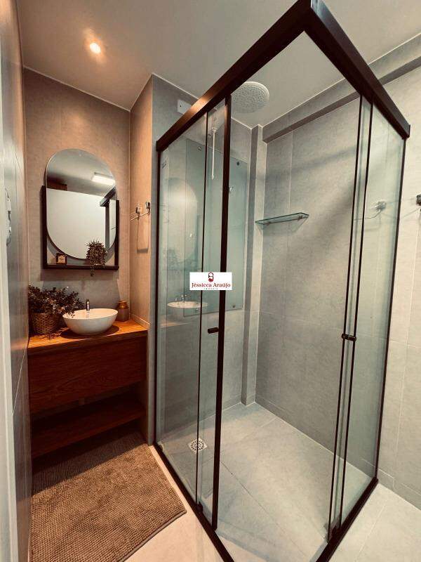 Flat à venda no Jardim Oceania: 