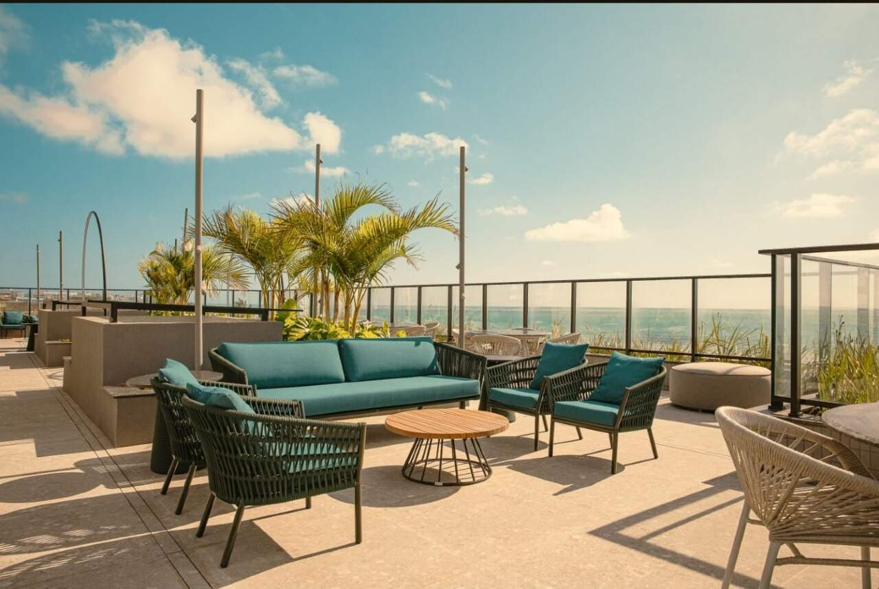 Flat à venda no Intermares: 