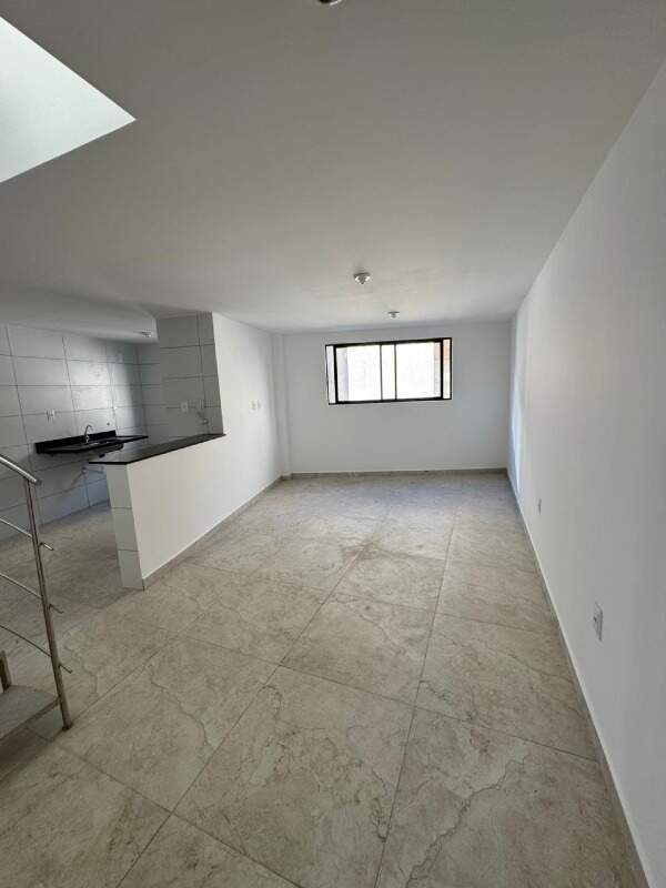 Cobertura à venda no Bessa: 