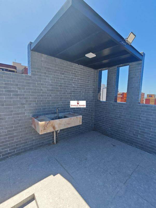 Apartamento à venda no Intermares: 