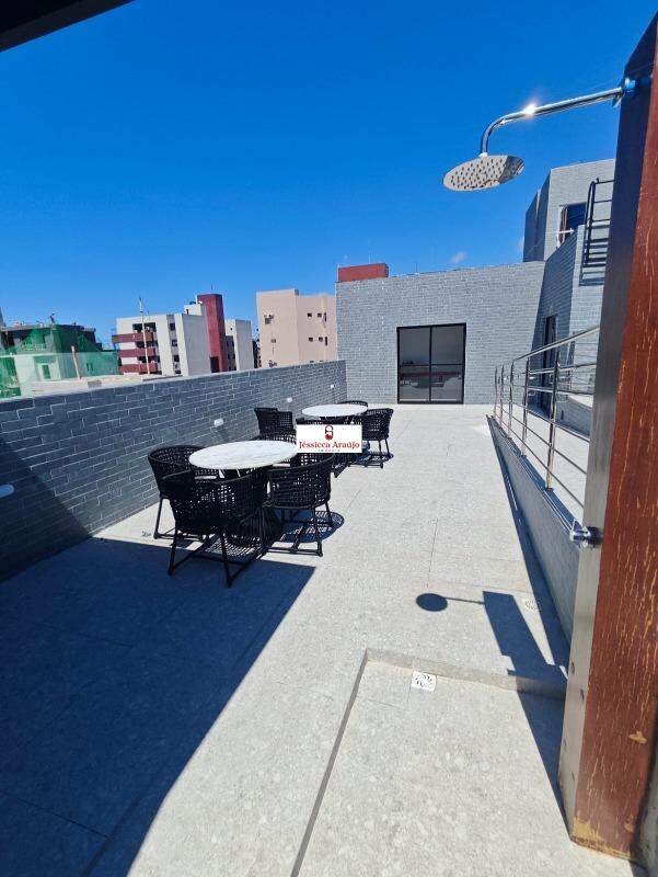 Apartamento à venda no Intermares: 