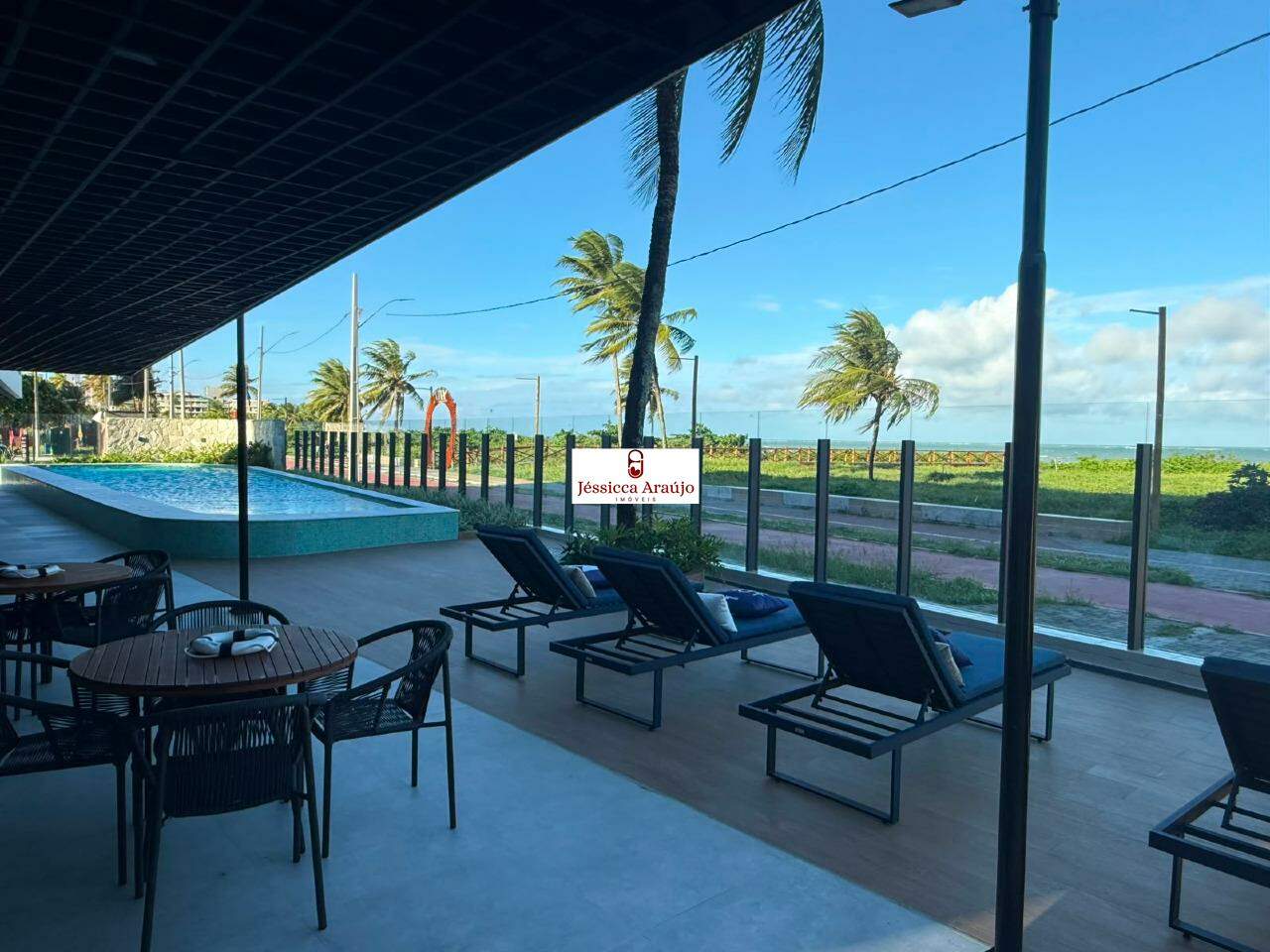 Flat à venda no Intermares: 