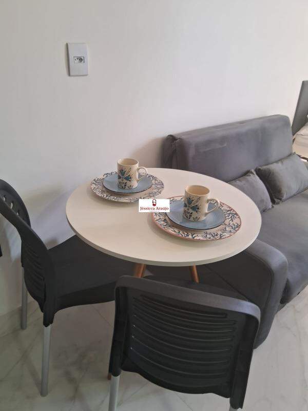 Flat à venda no Jardim Oceania: 