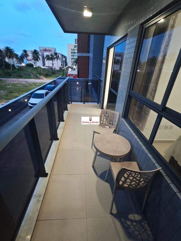 Apartamento à venda no Intermares: 