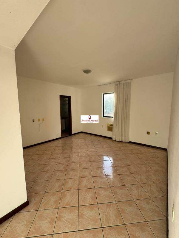 Apartamento à venda no Cabo Branco: 