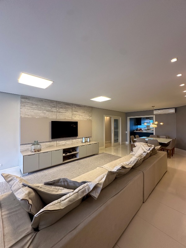 Apartamento com 208m², 4 dormitórios, 4 suítes, 4 vagas no bairro Praia Brava de Itajaí em Itajaí