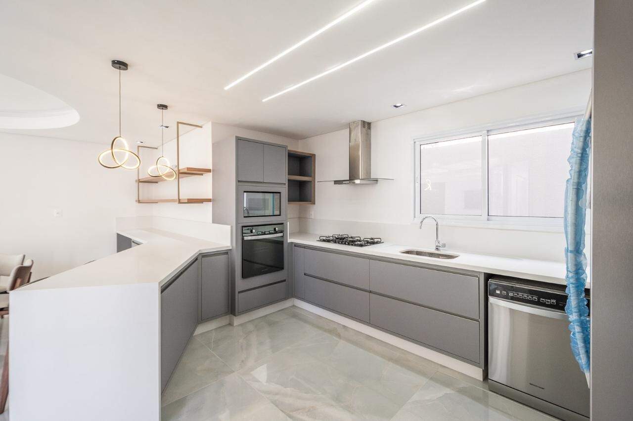Casa com 400m², 5 dormitórios, 5 suítes, Haras do Rio do Ouro em Balneário Camboriú