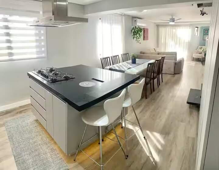 Apartamento Duplex com 142m², 4 dormitórios, 2 suítes, 1 vaga, Edifício Valência em Balneário Camboriú