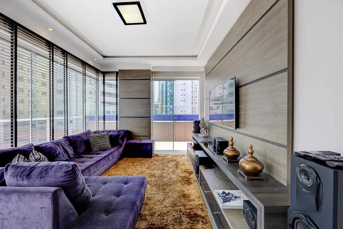 Apartamento com 118m², 3 dormitórios, 3 suítes, 3 vagas no bairro Pioneiros em Balneário Camboriú