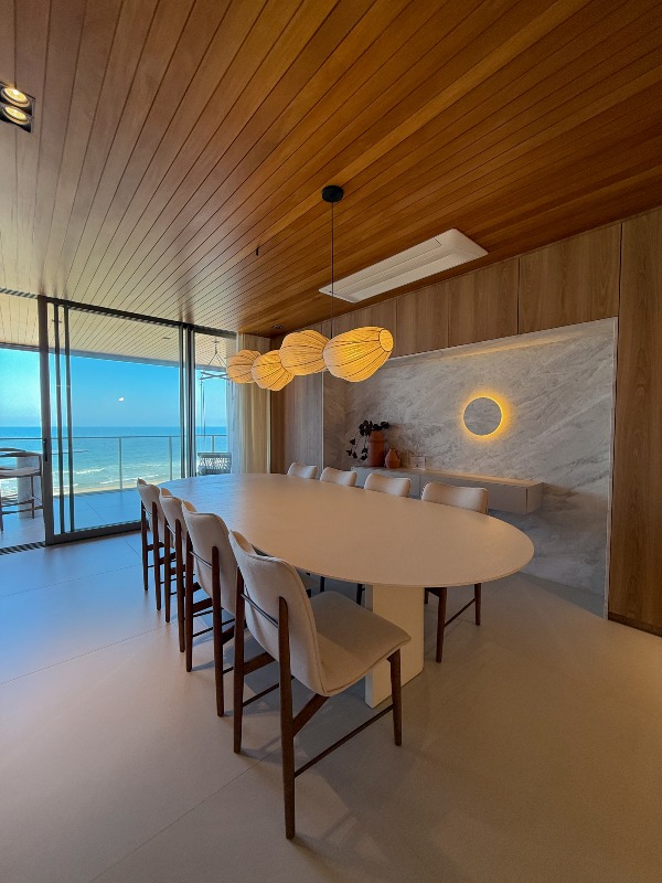 Apartamento com 230m², 4 dormitórios, 4 suítes, 3 vagas no bairro Praia Brava de Itajaí em Itajaí