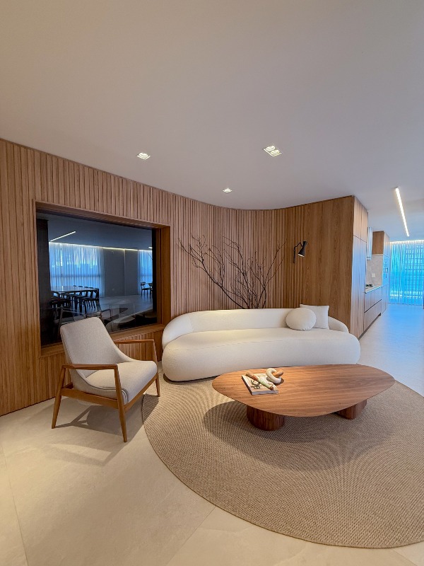 Apartamento com 220m², 3 dormitórios, 3 suítes, 3 vagas no bairro Praia Brava de Itajaí em Itajaí