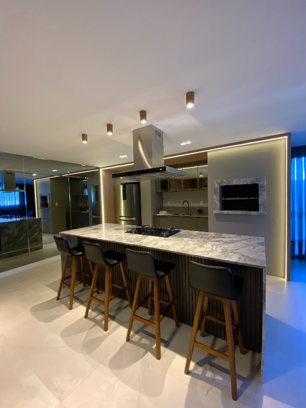 Apartamento com 65m², 2 dormitórios, 1 suíte, 1 vaga no bairro Praia Brava de Itajaí em Itajaí