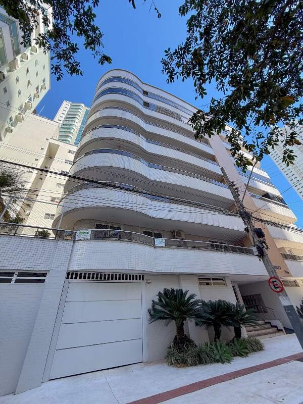Apartamento com 85m², 2 dormitórios, 1 suíte, 1 vaga no bairro Centro em Balneário Camboriú