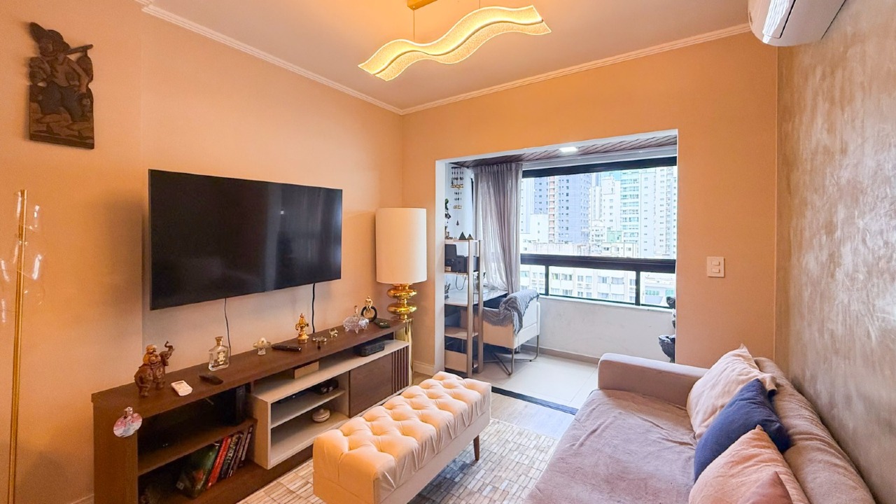 Apartamento com 79m², 2 dormitórios, 1 vaga no bairro Centro em Balneário Camboriú