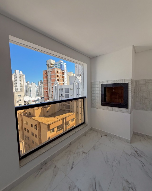 Apartamento com 83m², 2 dormitórios, 2 suítes, 2 vagas, Paganini Tower em Balneário Camboriú