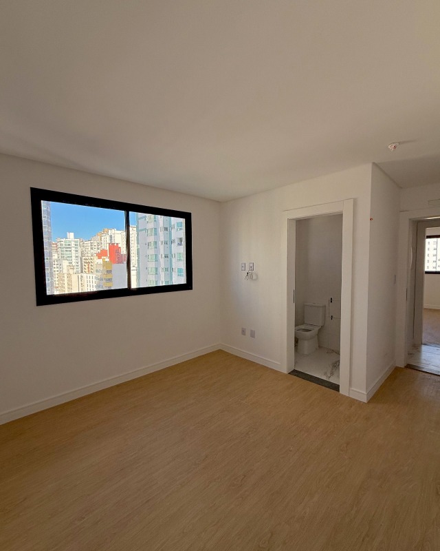 Apartamento com 83m², 2 dormitórios, 2 suítes, 1 vaga, Paganini Tower em Balneário Camboriú