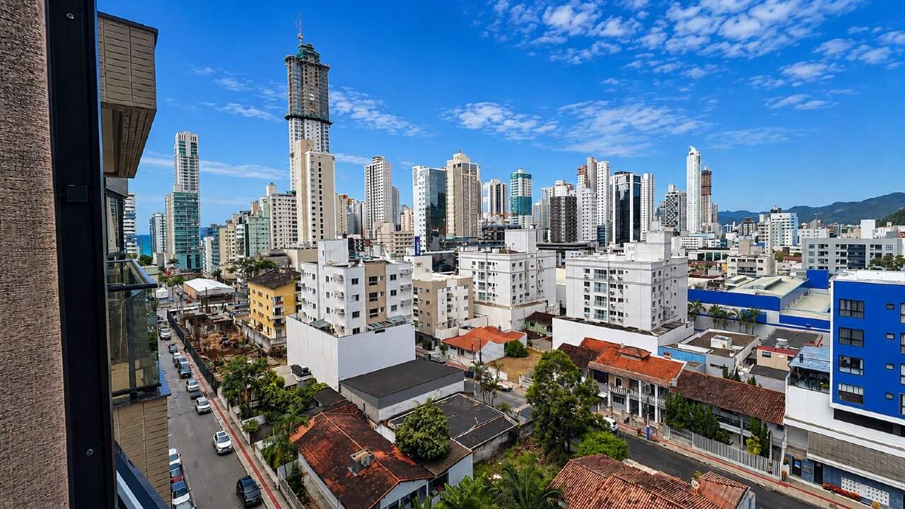 Apartamento com 60m², 1 dormitório, 2 vagas, Parque Das Nações em Balneário Camboriú