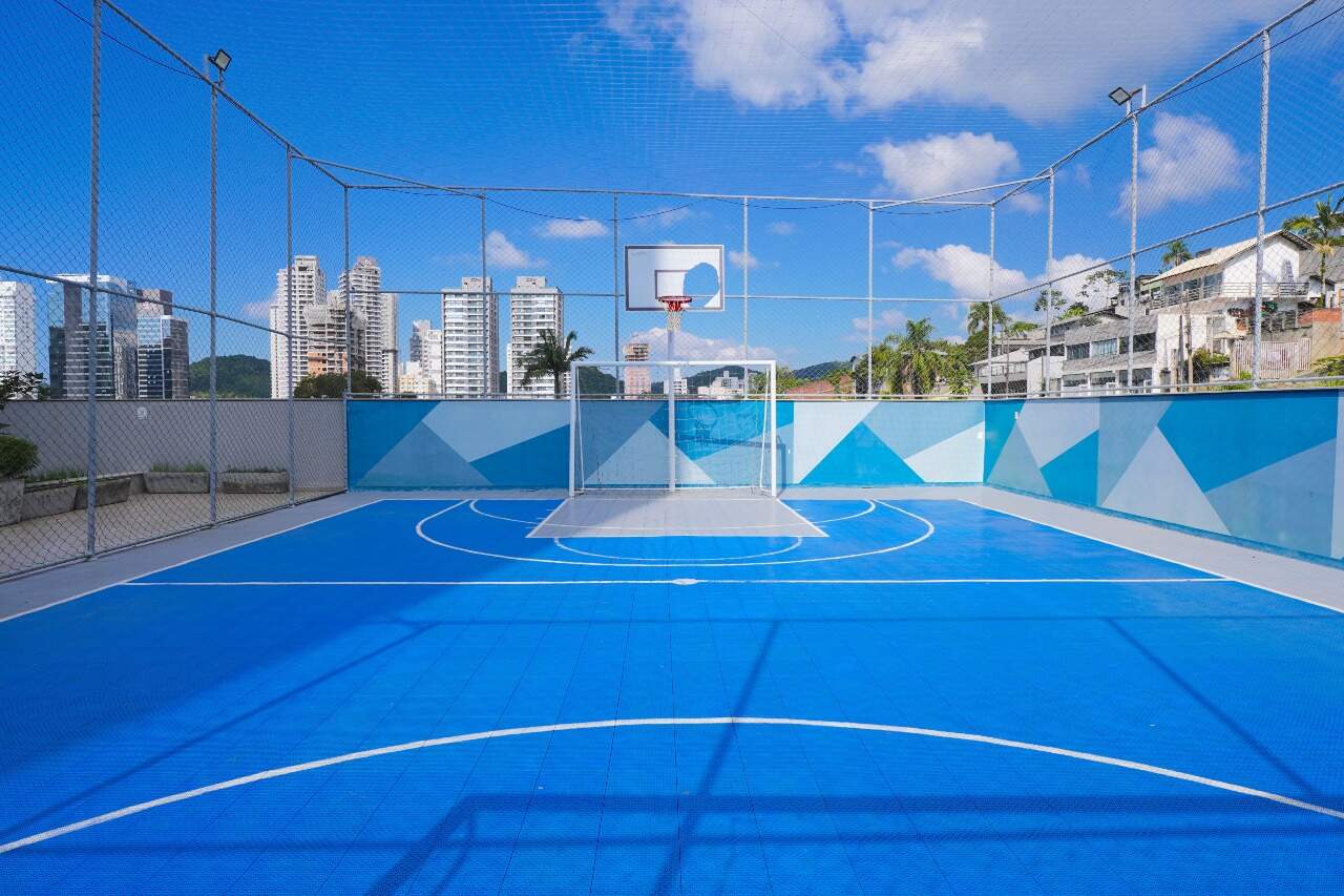 Apartamento com 68m², 2 dormitórios, 1 suíte, 1 vaga no bairro Praia Brava de Itajaí em Itajaí