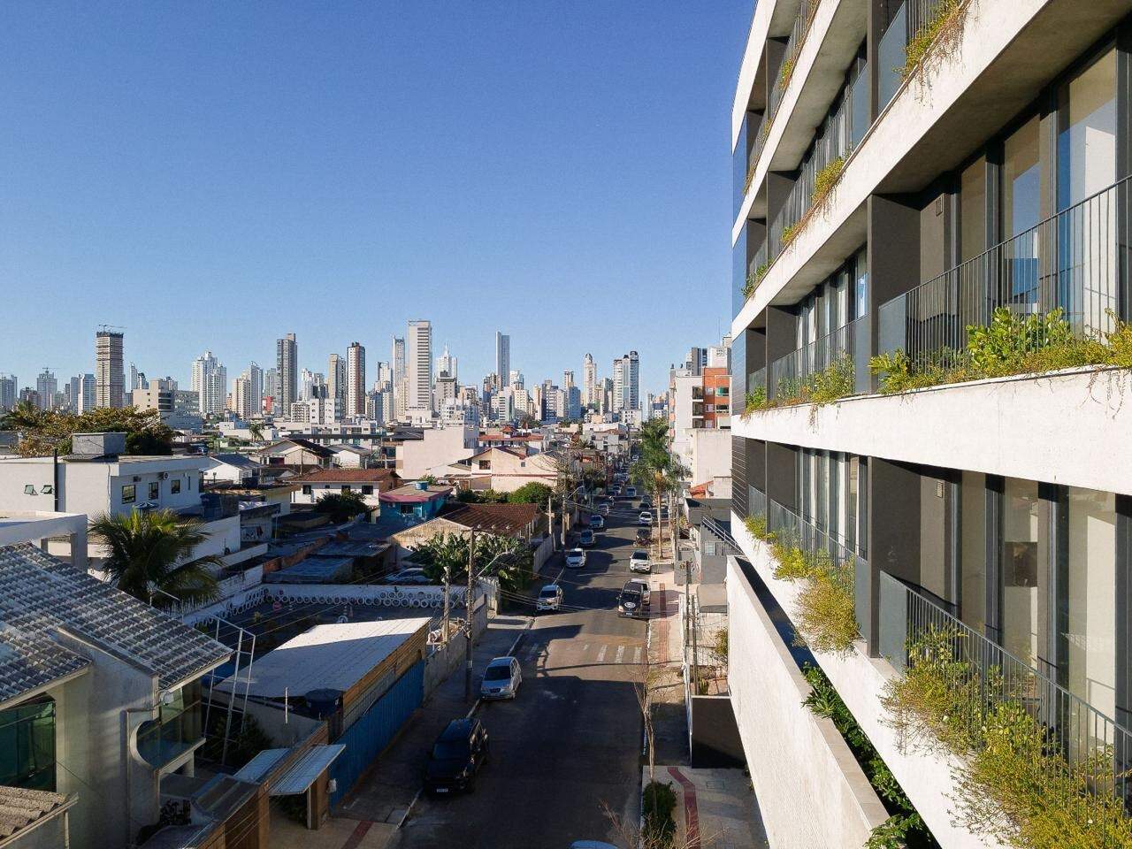 Apartamento com 73m², 2 dormitórios, 1 suíte, 1 vaga, Botânico 990 em Balneário Camboriú