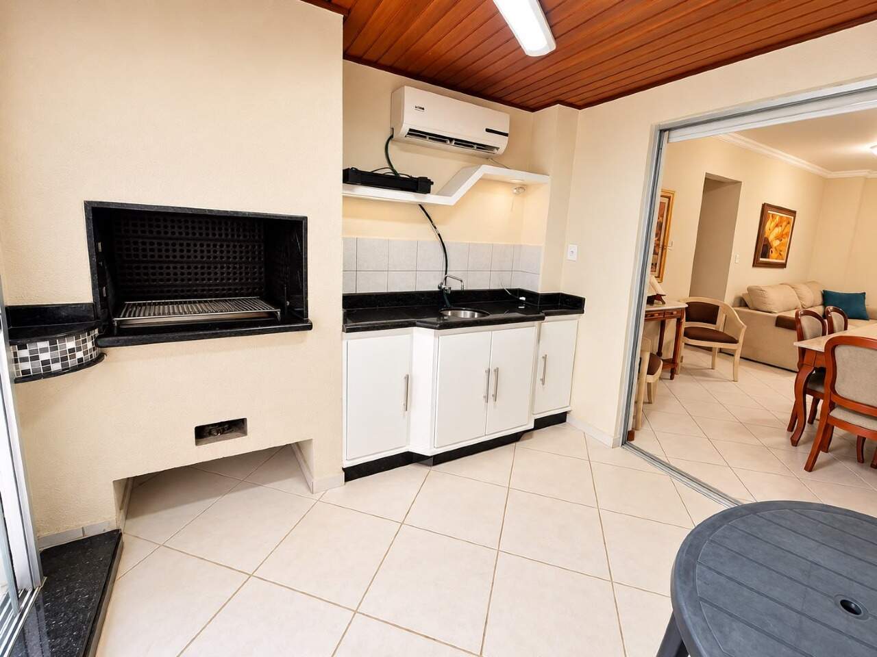 Apartamento Garden com 90m², 2 suítes, 1 vaga no bairro Centro em Balneário Camboriú