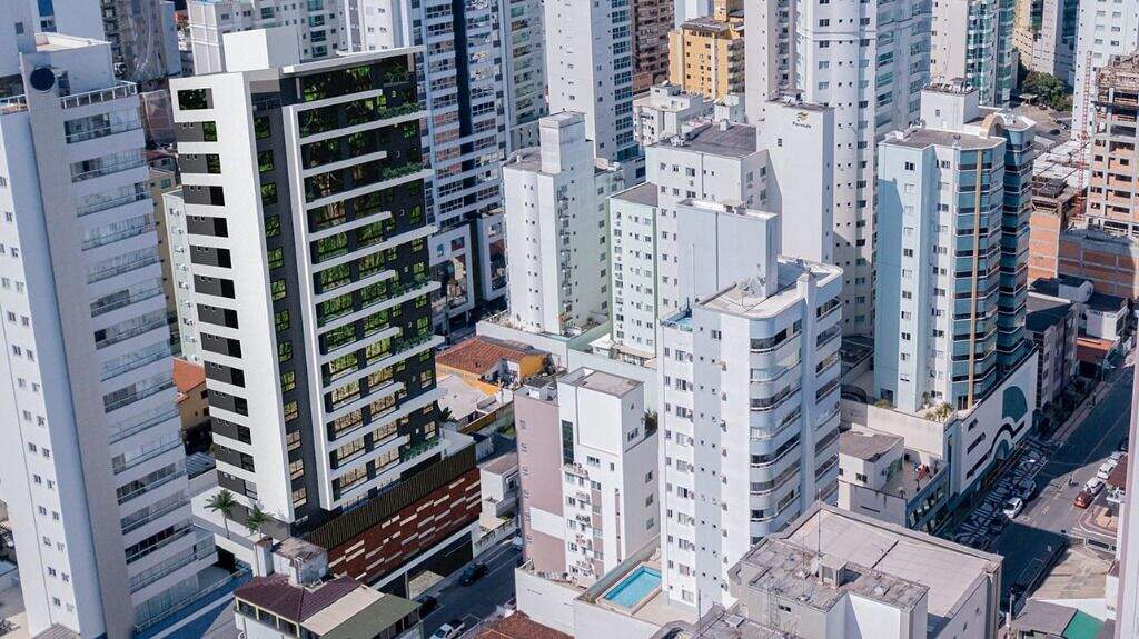 Apartamento com 146m², 4 dormitórios, 4 suítes, 3 vagas, Torre de Booz em Balneário Camboriú