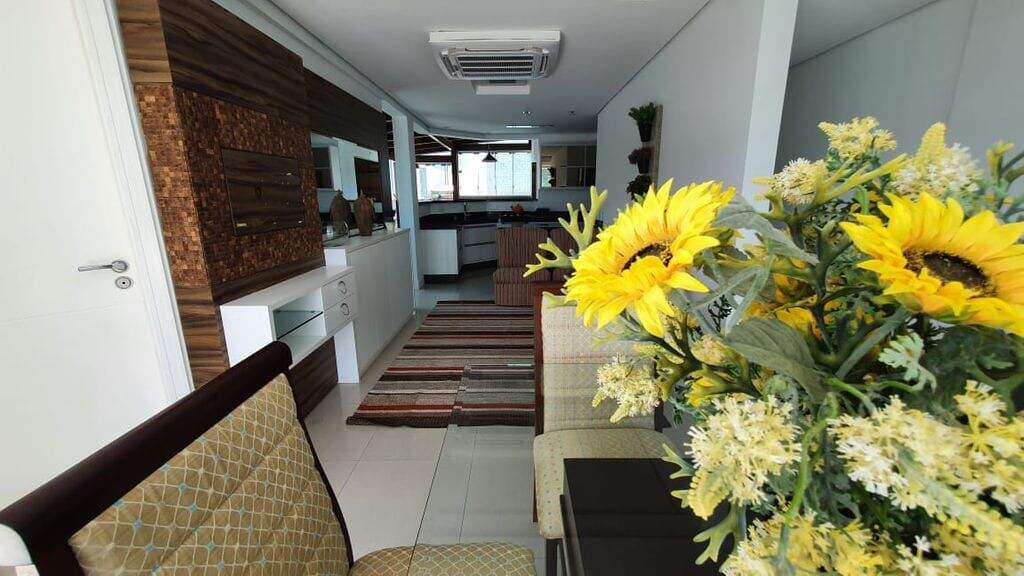 Apartamento Duplex com 210m², 4 dormitórios, 1 suíte, 3 vagas, Aquarela Brasil em Balneário Camboriú