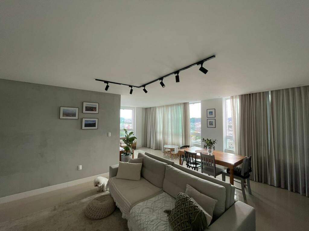 Apartamento com 132m², 3 dormitórios, 3 suítes, 2 vagas, Residencial Alta Vista em Balneário Camboriú