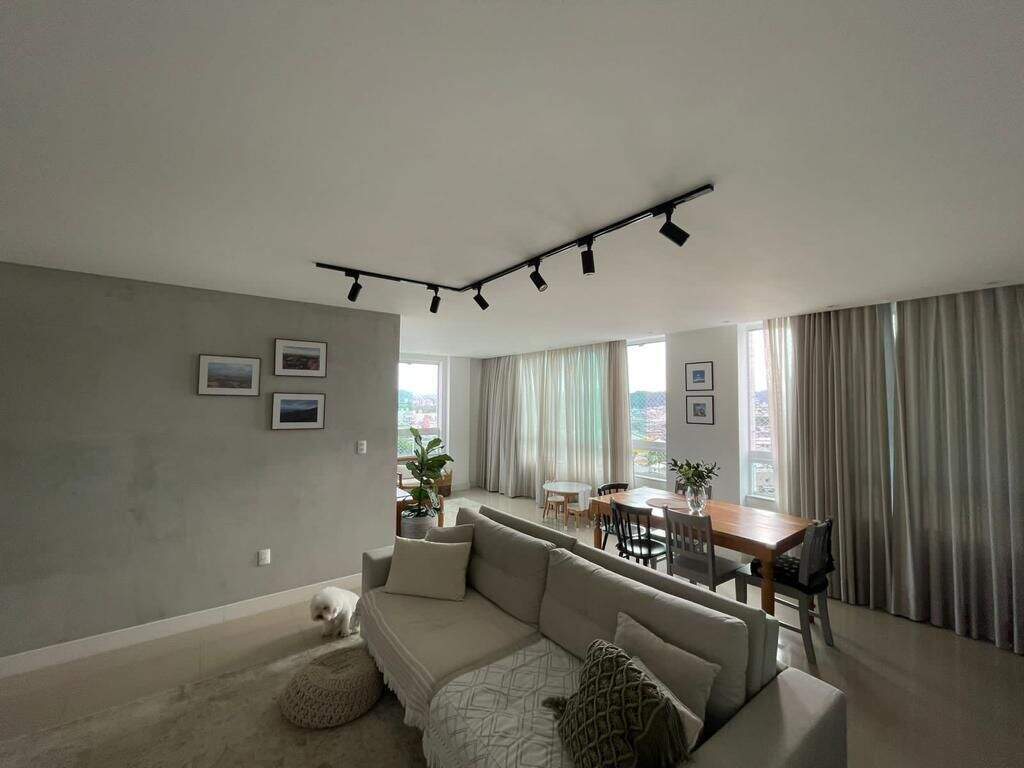 Apartamento com 132m², 3 dormitórios, 3 suítes, 2 vagas, Residencial Alta Vista em Balneário Camboriú