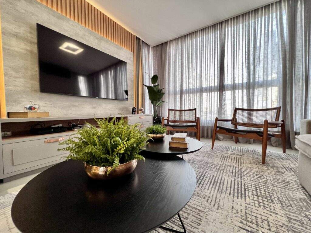 Apartamento com 128m², 4 dormitórios, 4 suítes, 3 vagas, Ed. Sistina Tower em Balneário Camboriú