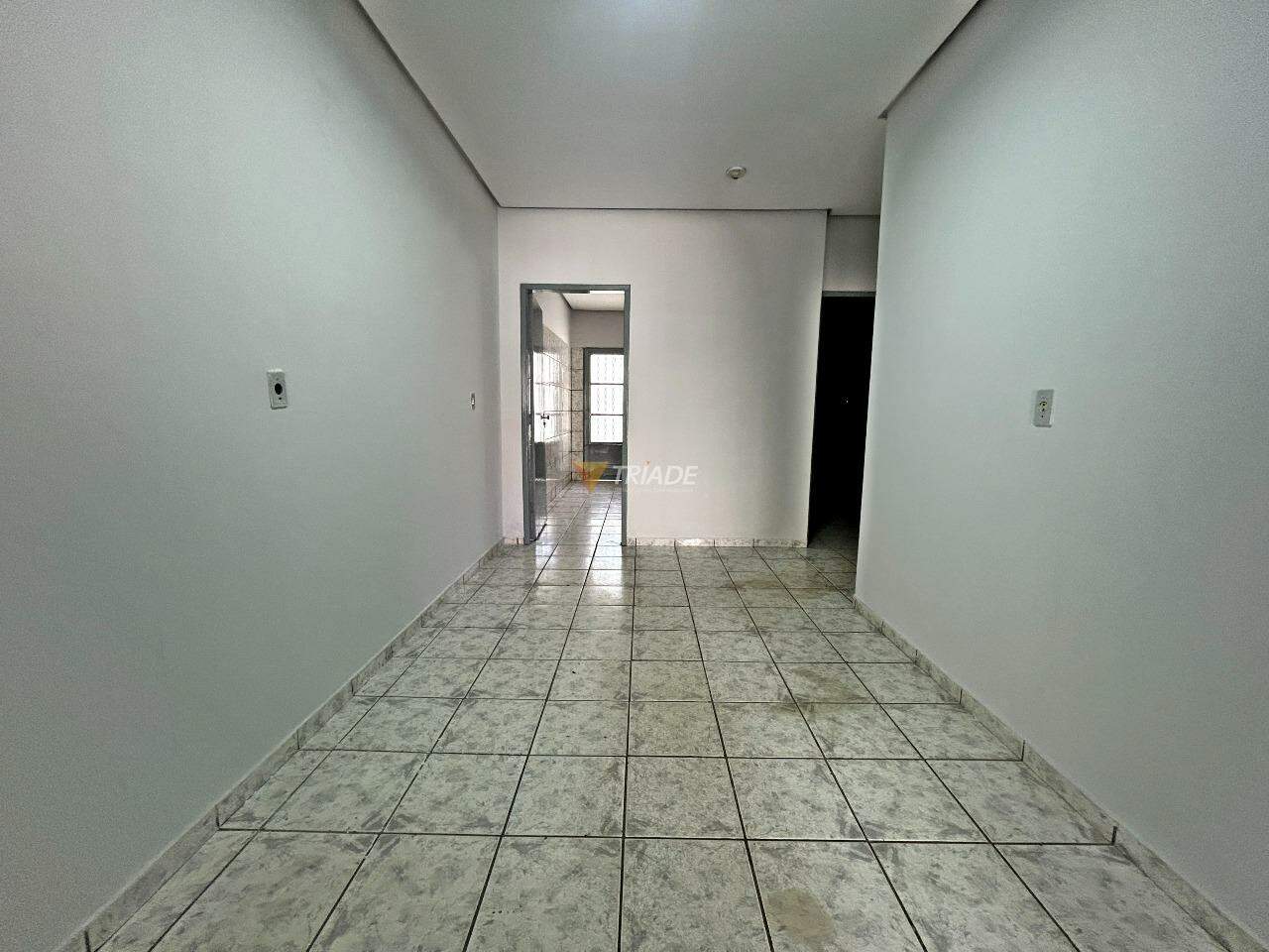 Casa para aluguel no Jardim Atlântico: 