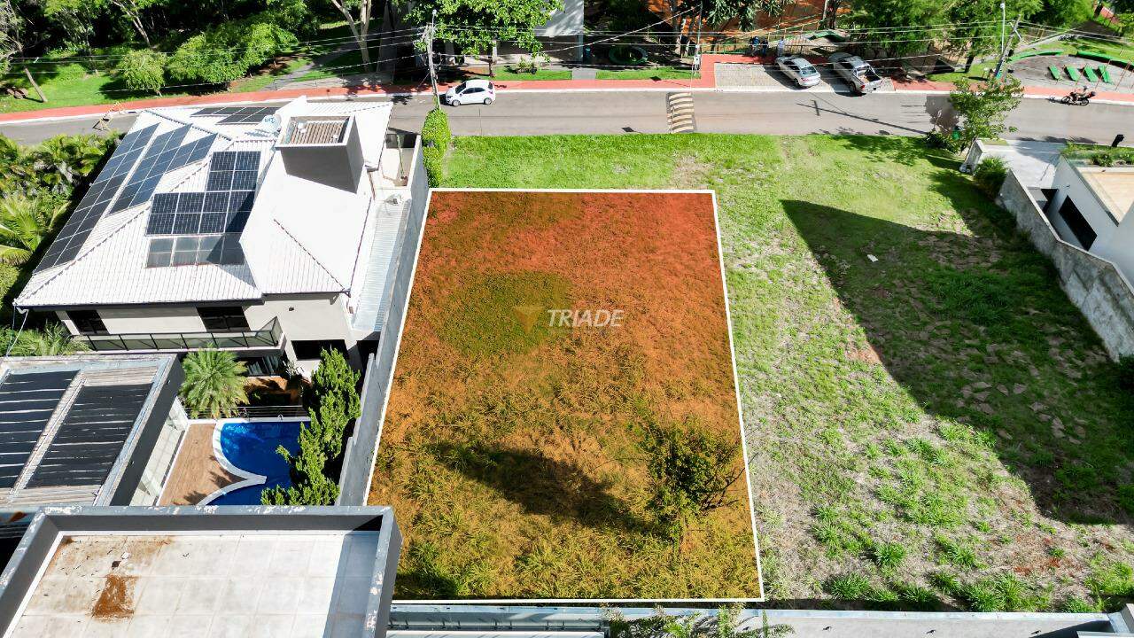 Lote em condomínio à venda no Residencial Parque Mendanha: 