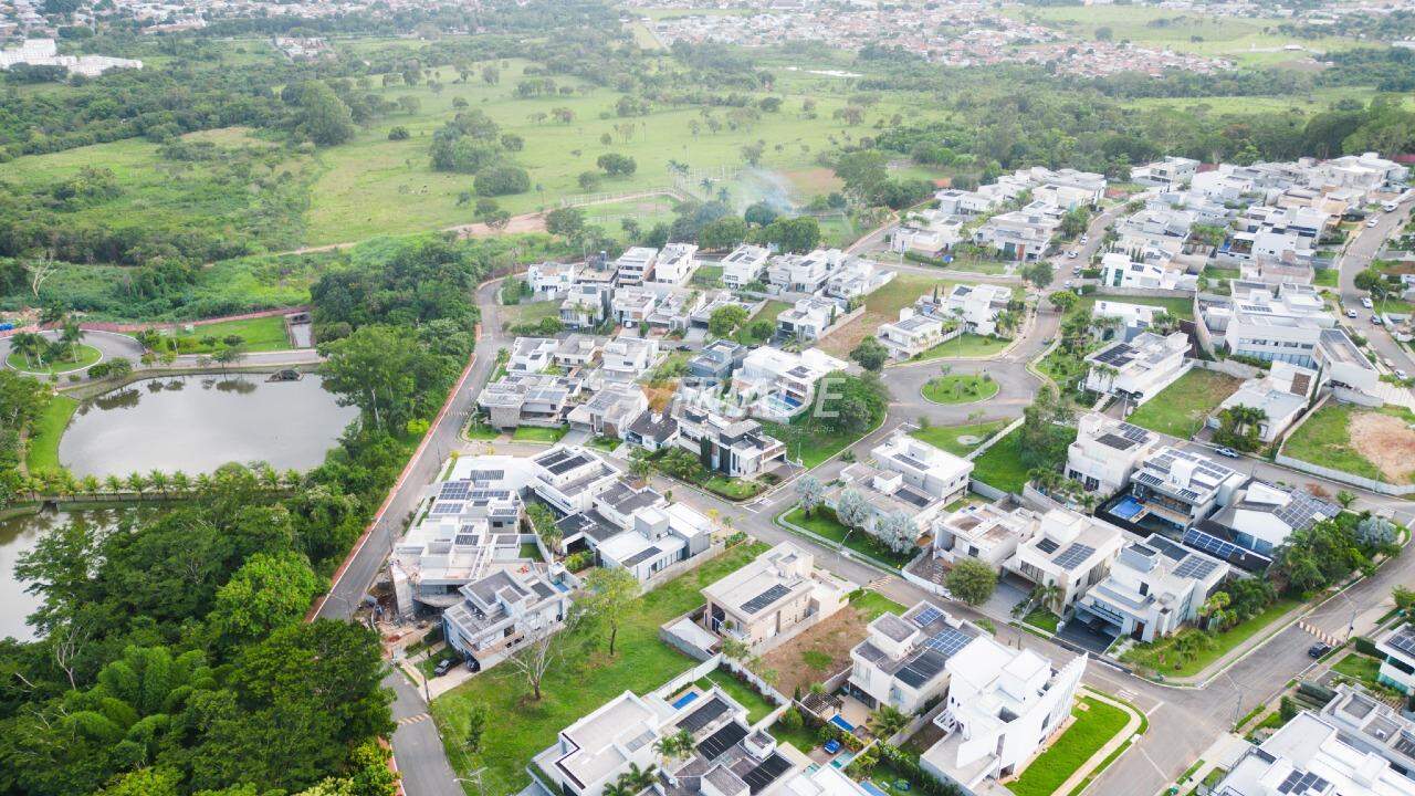 Lote em condomínio à venda no Residencial Parque Mendanha: 