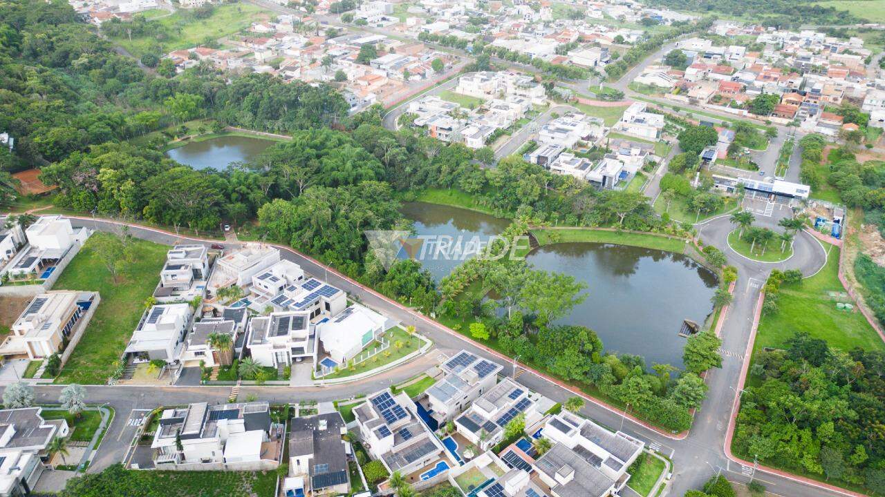 Lote em condomínio à venda no Residencial Parque Mendanha: 