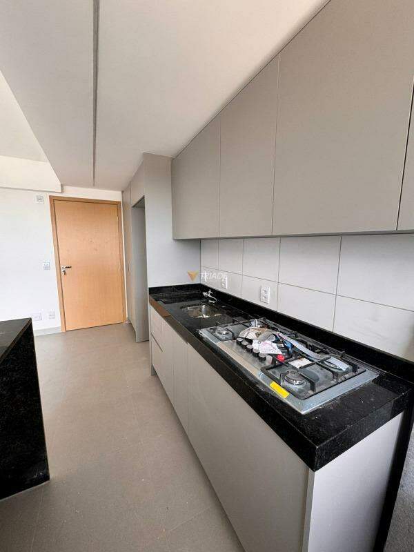 Apartamento para aluguel no Serrinha: 