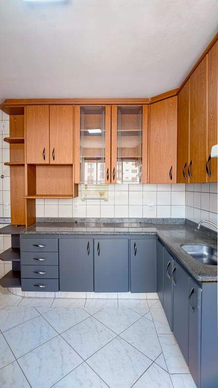Apartamento para aluguel no Setor Bueno: 