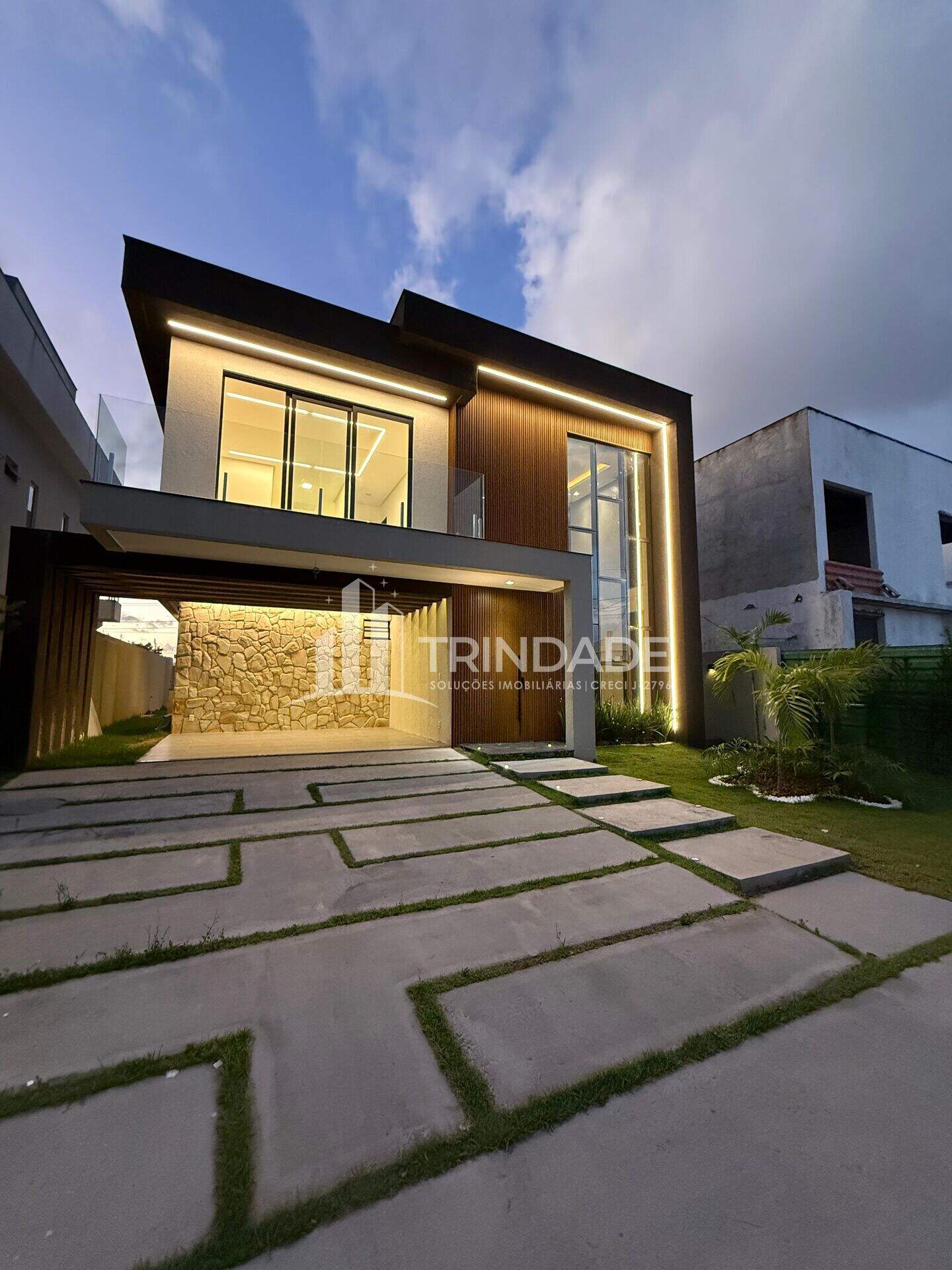 Casa à venda no Jardim Limoeiro: 
