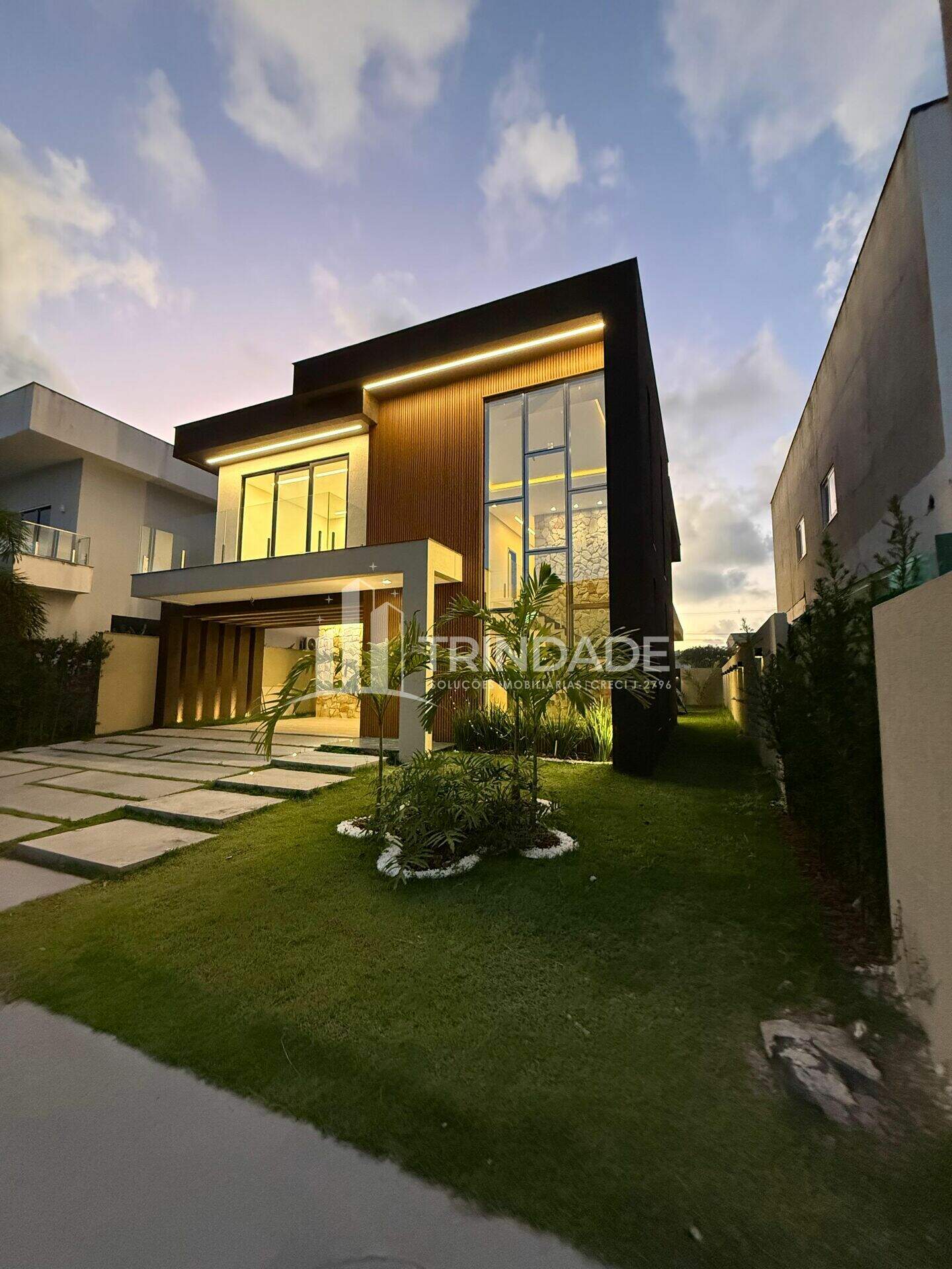 Casa à venda no Jardim Limoeiro: 