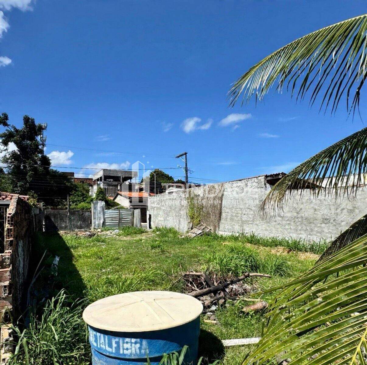Terreno à venda no Camaçari de Dentro: 