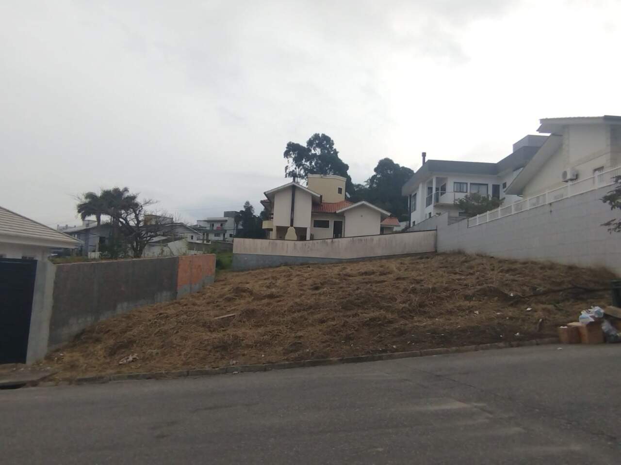 Terreno à venda no Pedra Branca: 