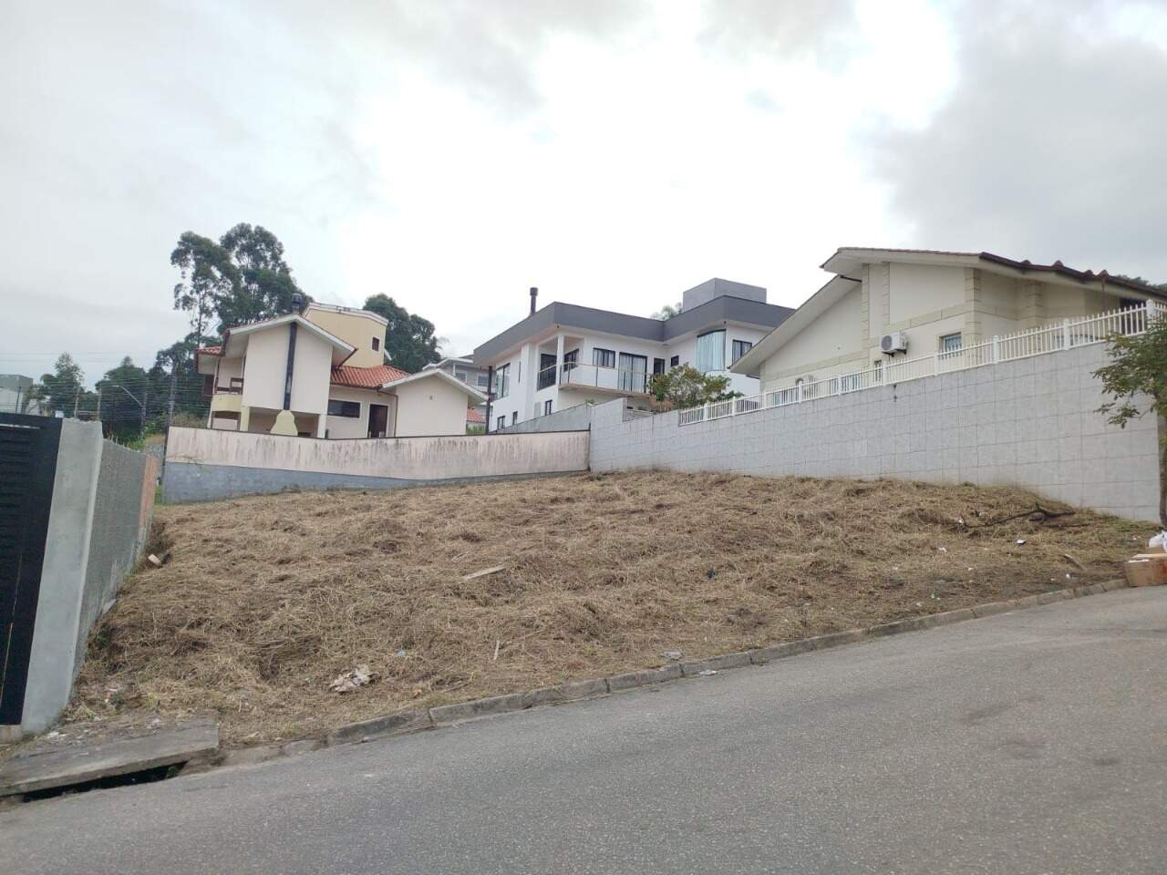 Terreno à venda no Pedra Branca: 